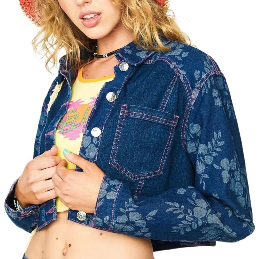 NWT delia’s by Dolls Kill Woke Up In Paradise Crop Denim Jacket Floral Juniors L - Picture 5 of 5